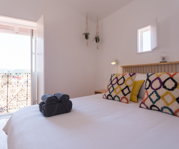 2 Bedroom 2 Bathroom Apartment with River Views