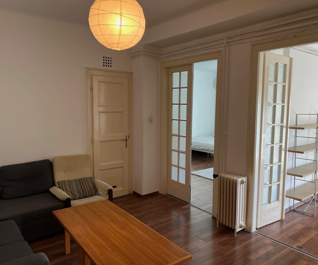 Panorámás polgári lakás Szeged belvárosában