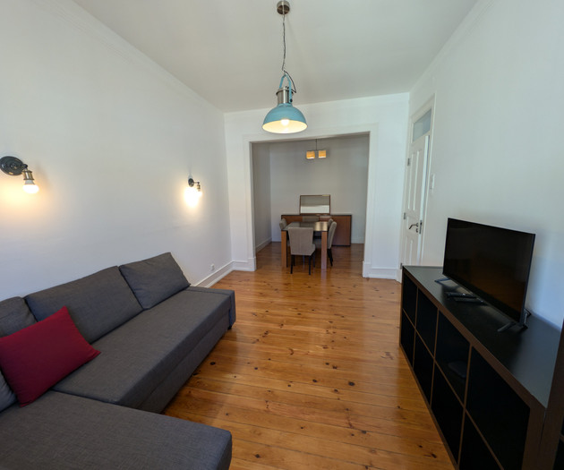 Equipped apartment in central Lisbon