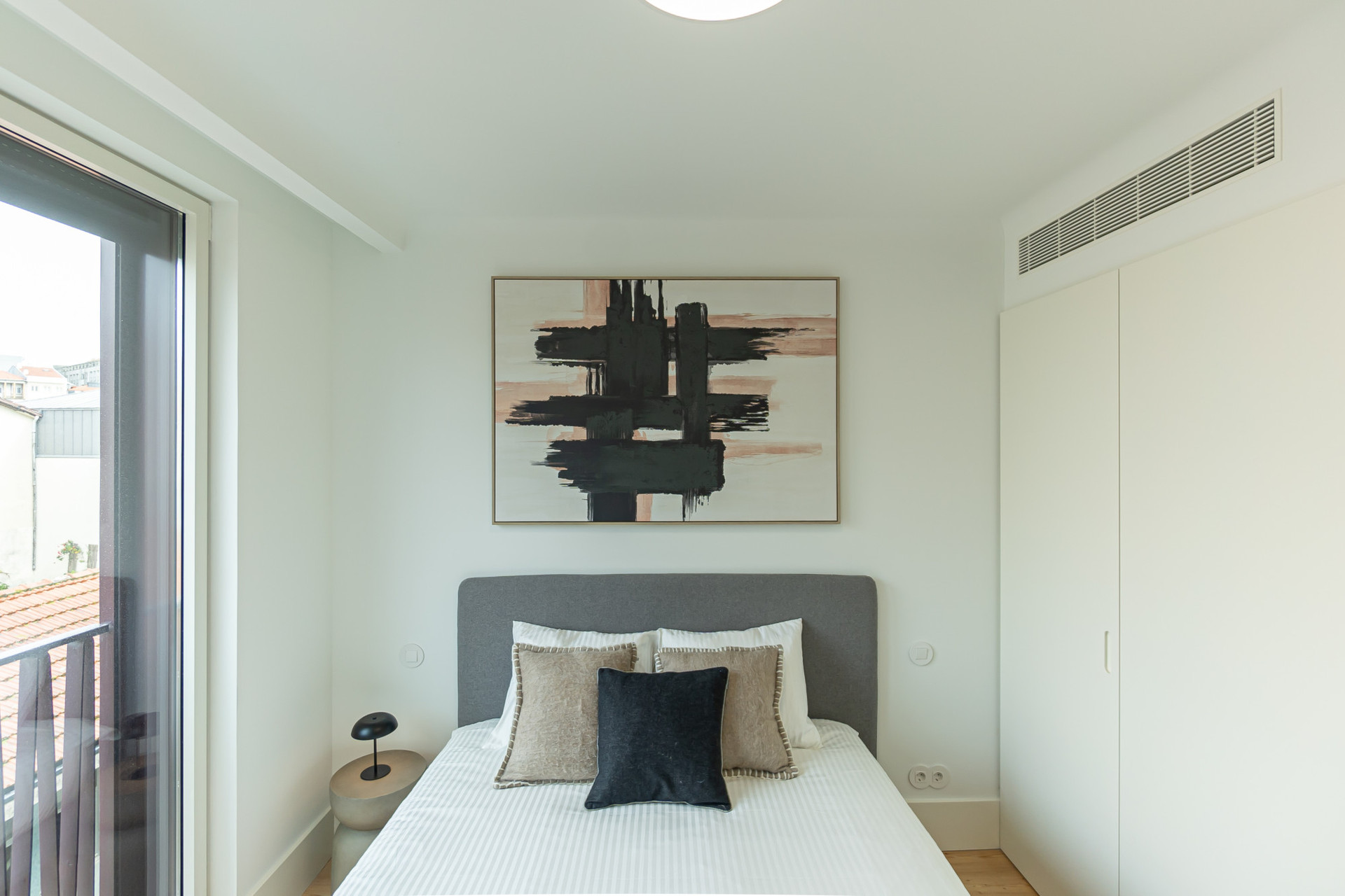 Bed room