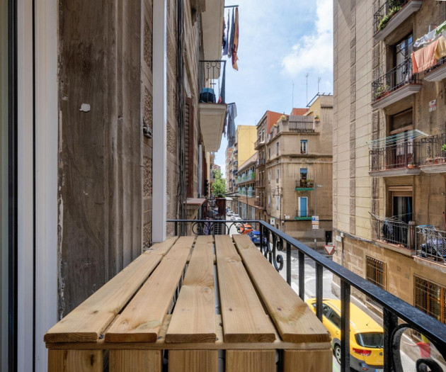 Apartamento Reformado de 2 Habitaciones