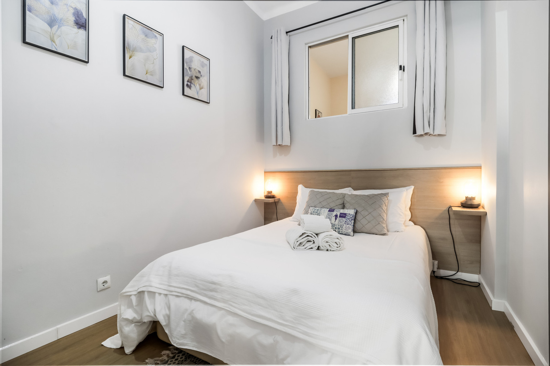 BEDROOM 2