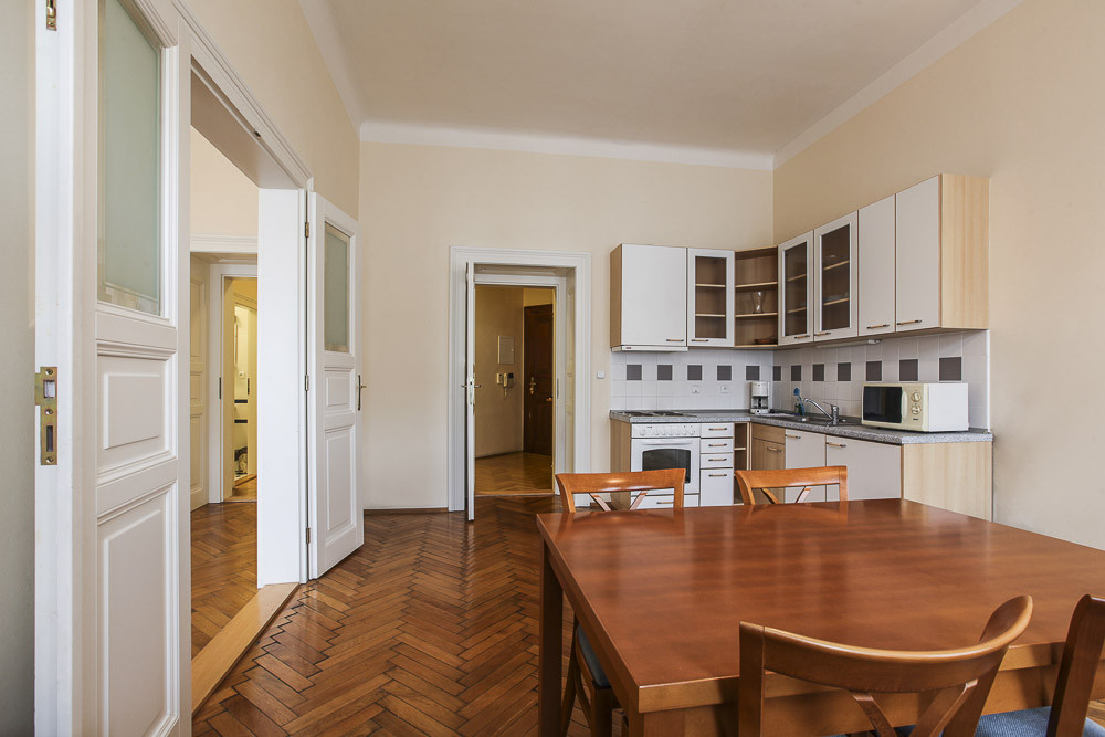 Fully furnished apartment in Prague 2, Vinohrady preview