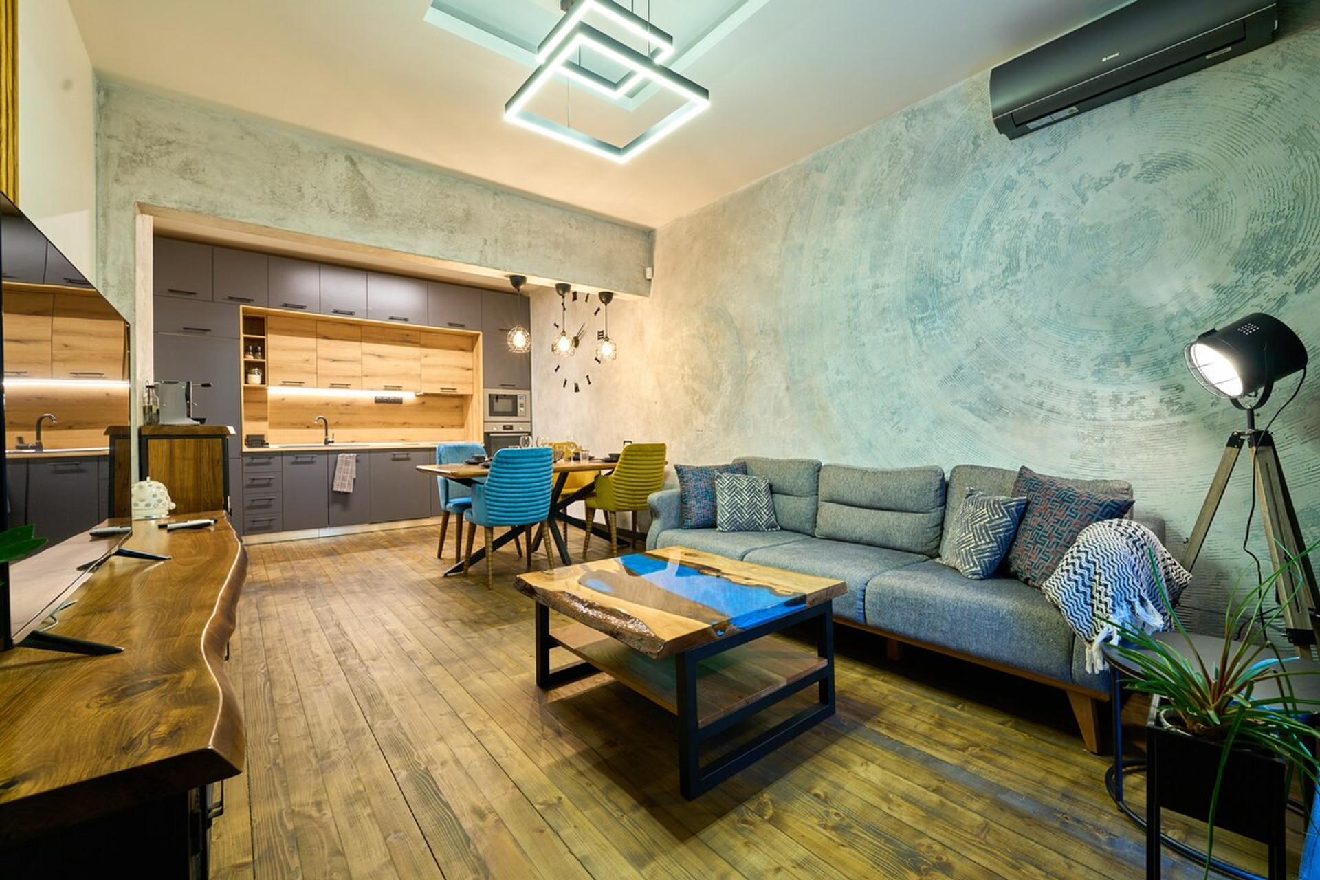 Cozy super airy and bright living room with direct access to the balcony and garden. 