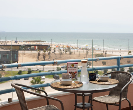 T3 big balcony by the beach in Caparica