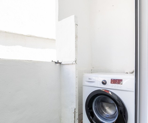 6 People: charming downtown apartment