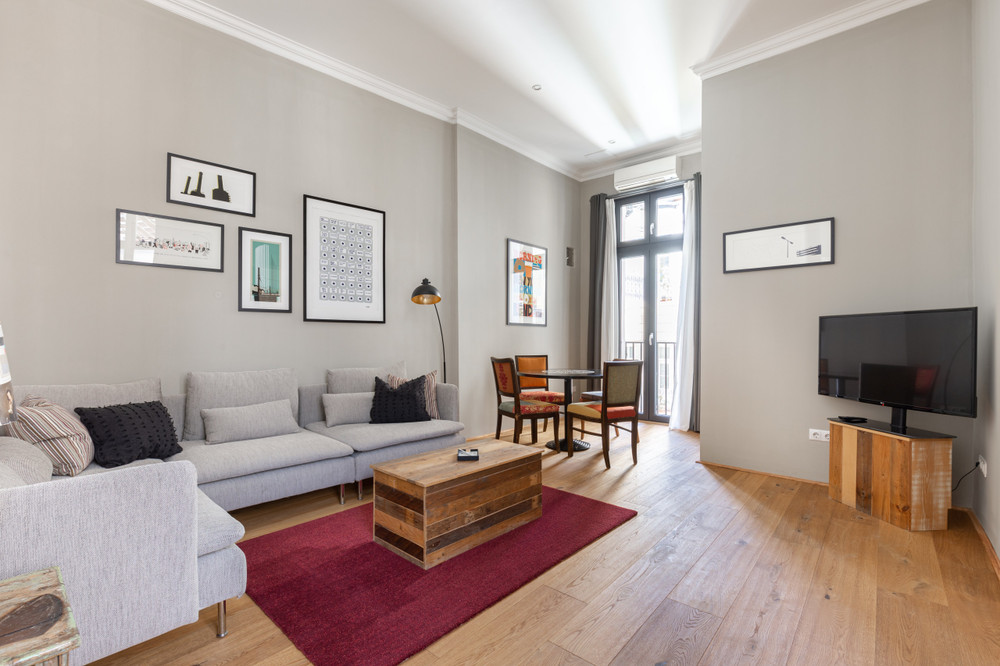 Specious 2BR Downtown gem preview