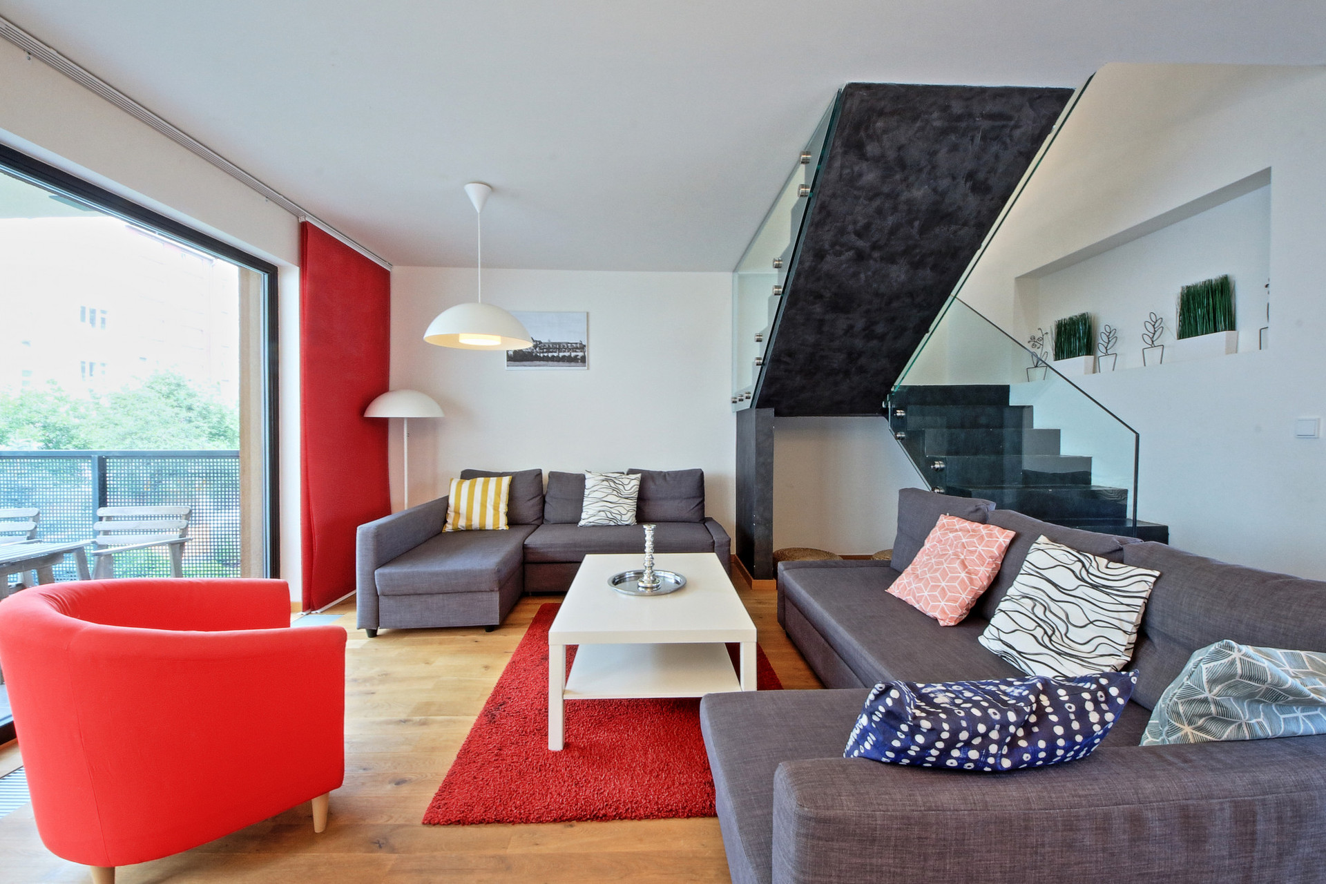 Maisonette spacious apartment with private terrace