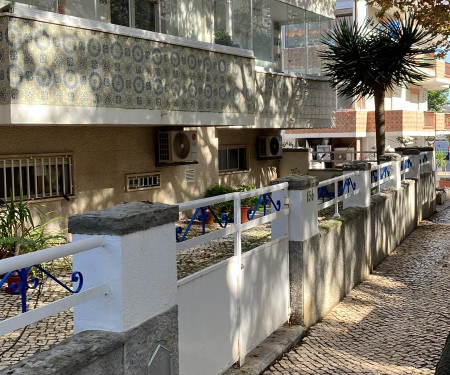 CASCAIS BEACH FLOWER APARTMENT