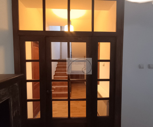 Elegant Duplex in Villa • Central Bucharest