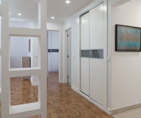 Modern Apartment on Av. de Roma