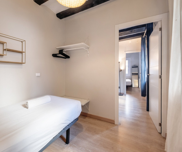 Monthly 2 bedroom flat in Barceloneta-months