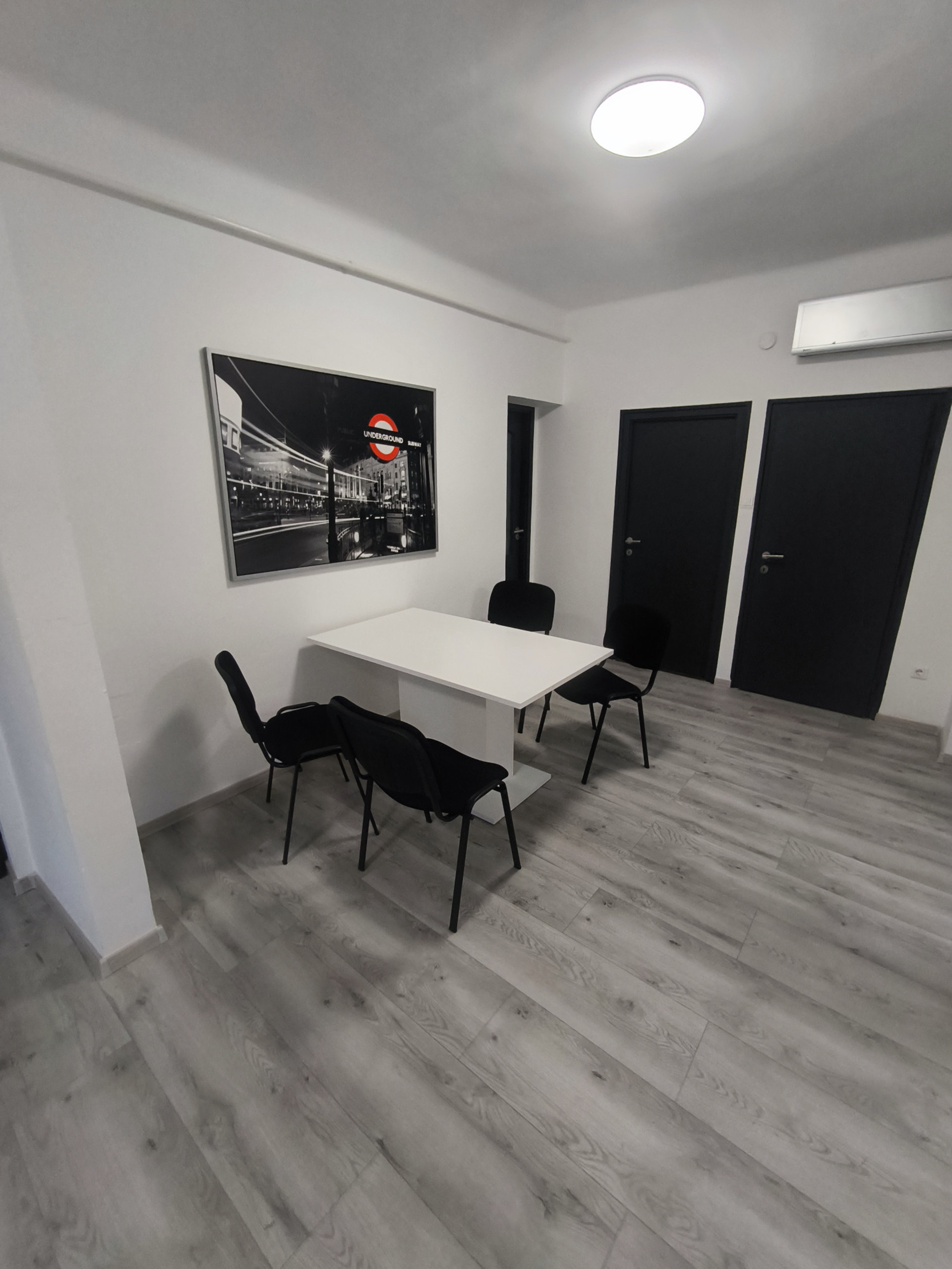 Livingroom-kitchen 