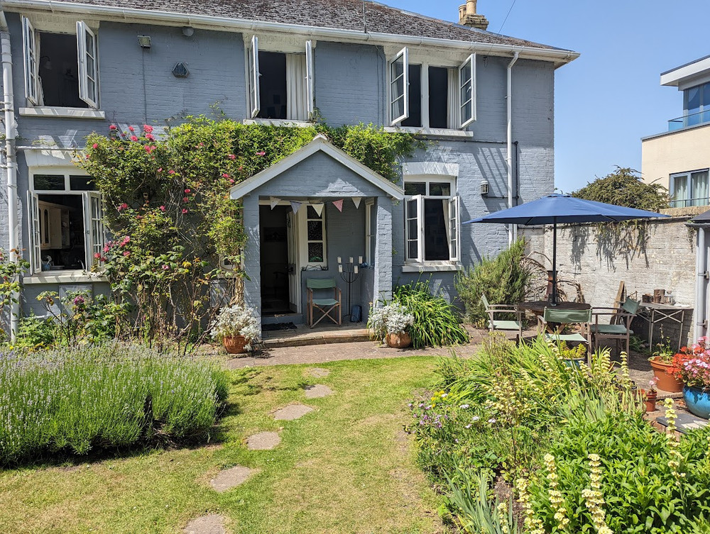 Private Room in Cosy Cottage by the Sea preview