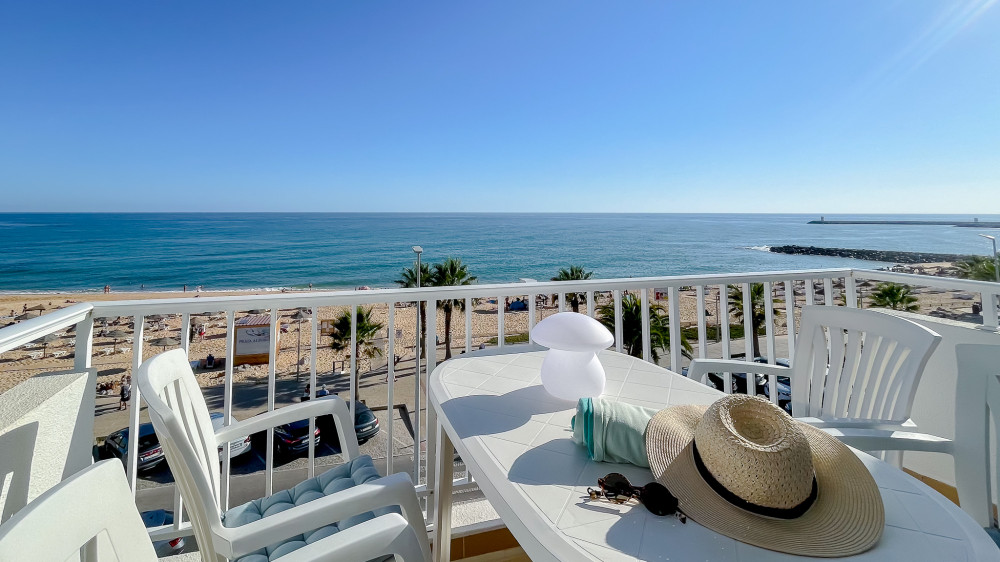 Beach front, YES! T3 Praia Quarteira by HsRentals preview