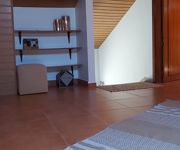 Country Room.