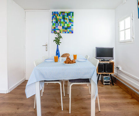 Cozy 3 Bedroom Apt in lively Bairro Alto