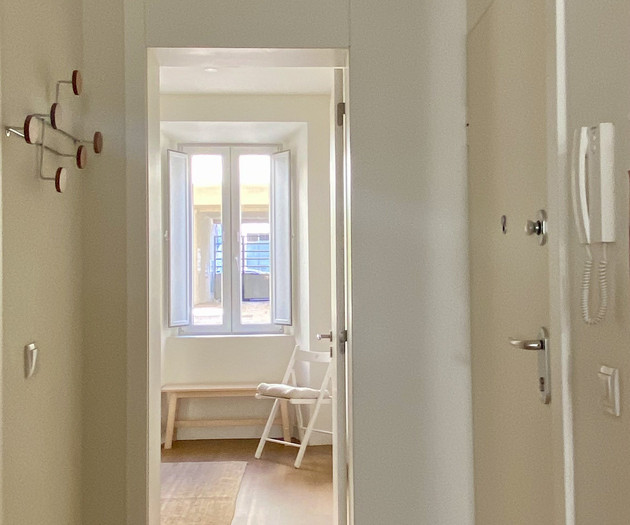 Apartamento com Pateo em Marvila, 2 wc e 2 salas