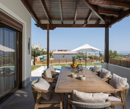 3-Bedroom Villa in Quiet Area 10' from Chania