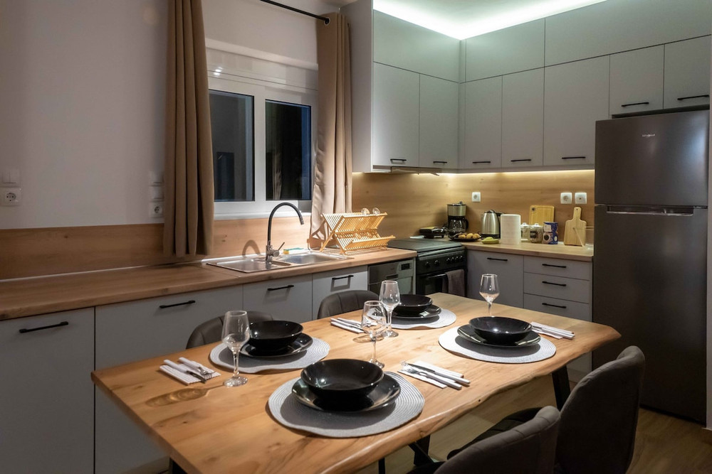 Luxury suite with swimming pool preview