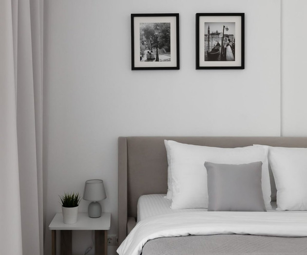 Modern 1-Bedroom Apartment with Stylish Open