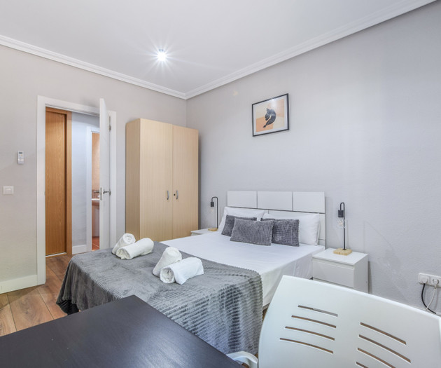 Retiro VII - Amplio apartamento en Retiro