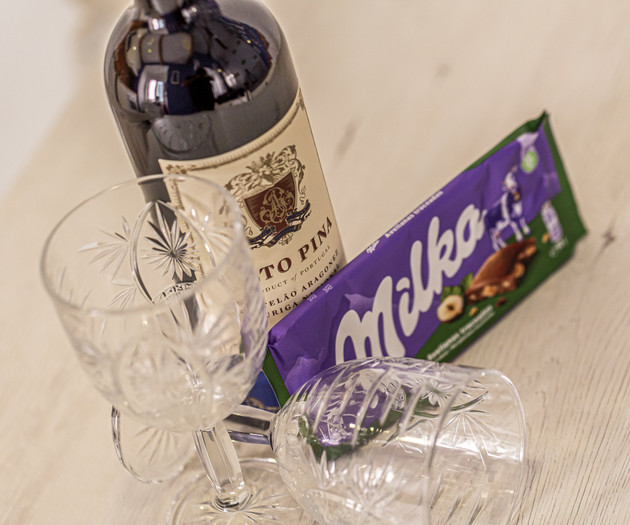 Wine glasses and chocolate