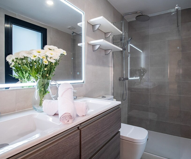 COM02 - Spacious and modern apartment in Patraix