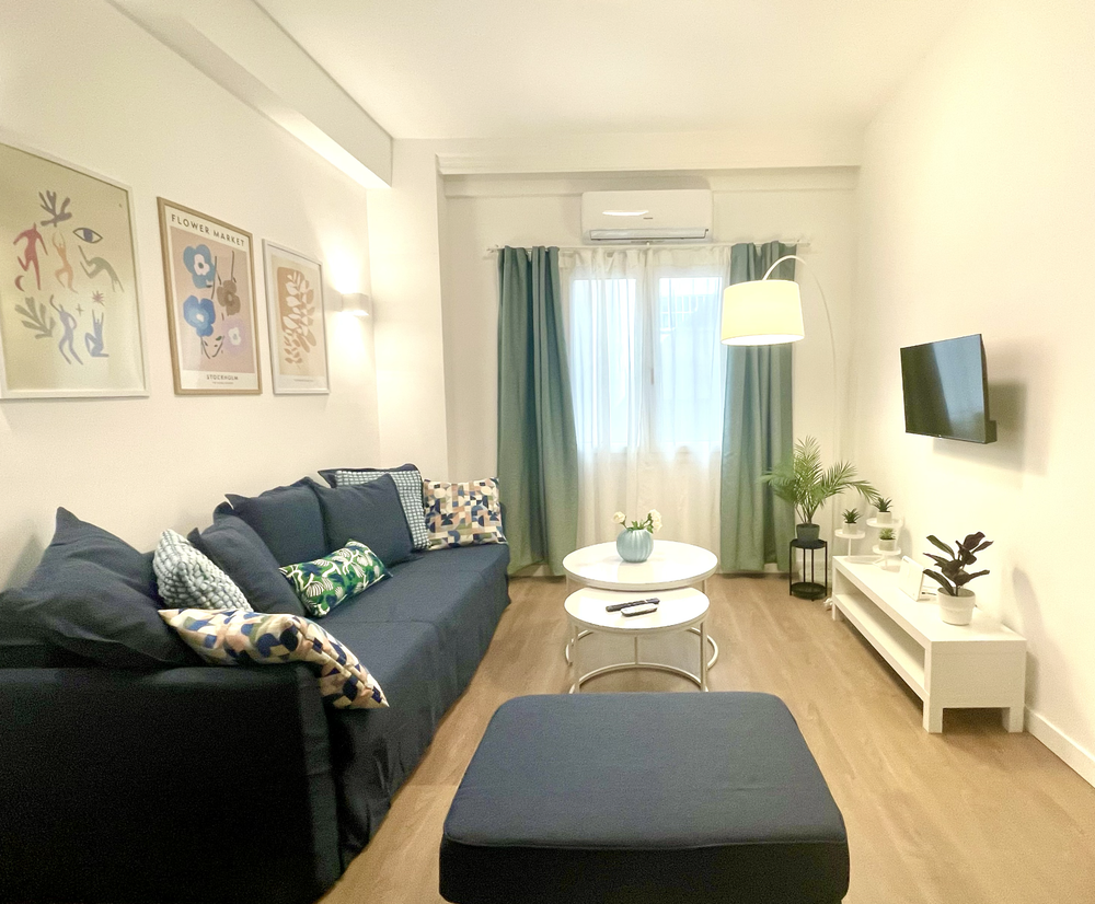 Bright 1-Bedroom Apartment – Quiet Courtyard View preview