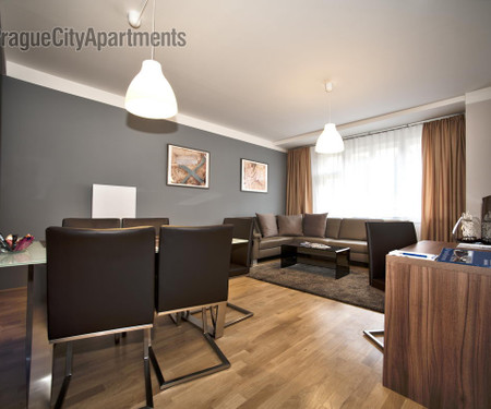 KROC32 two-bedroom luxury apartment, center Prague