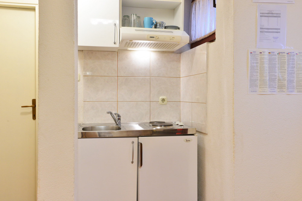 Service apt for 2 pax 5 min walk to Split old town