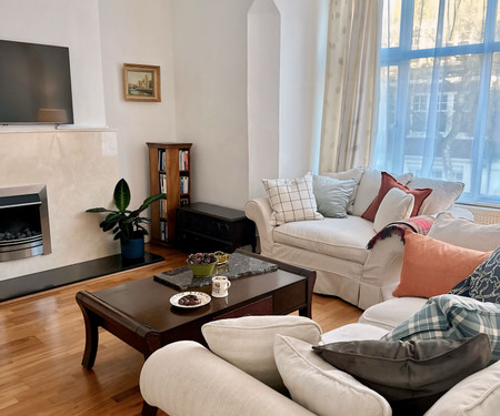 One bedroom flat in Belsize Park