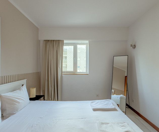 Spacious 3 bedroom apartment in Lisbon