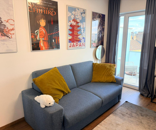 3 Bedroom Penthouse & big Roof top terrace :)