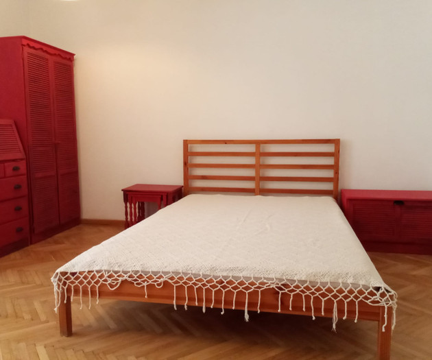Chinese Red, Romanian Folk Art