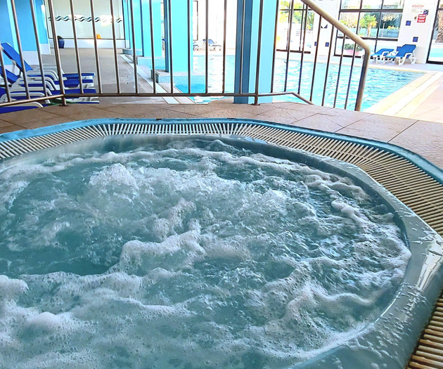 Remote Work Apartment with Pools & Spa