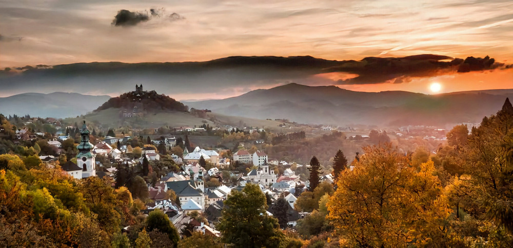 Artistic UNESCO Retreat & High-Speed Tech preview