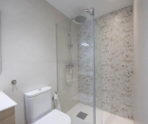 Renovated apartment with terrace and 3 bedroom