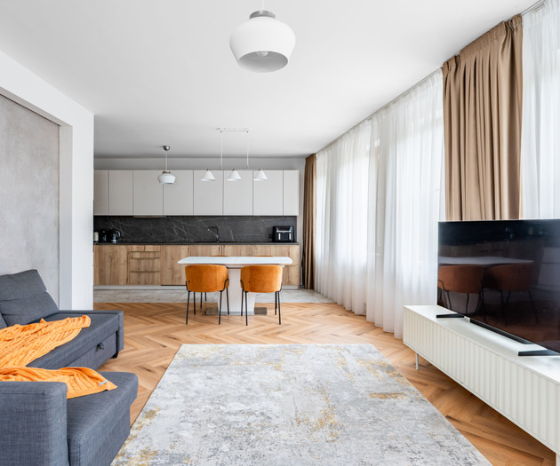Two-bedrooms apartment with air-condition, balcony