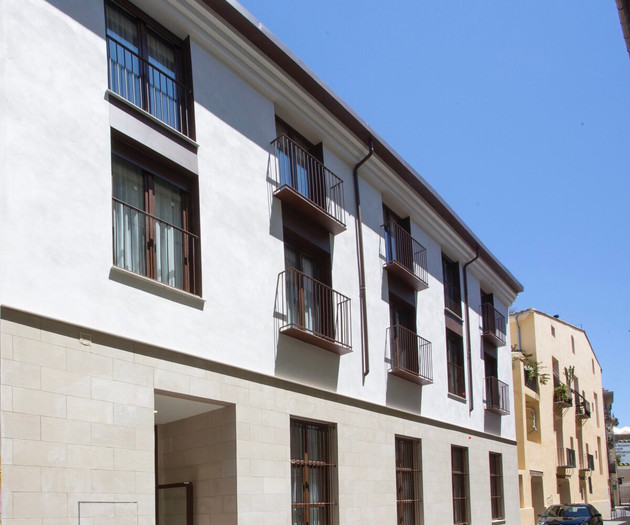 HUE01 - Furnished rental duplex with terrace