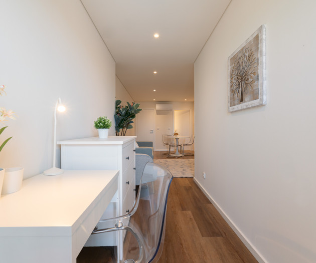 Modern Flat in Downtown w/ Balcony by Host Wise