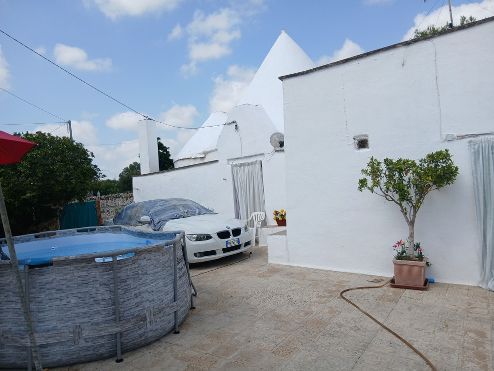 Trulli for rent in Valle d'Itria Puglia. preview