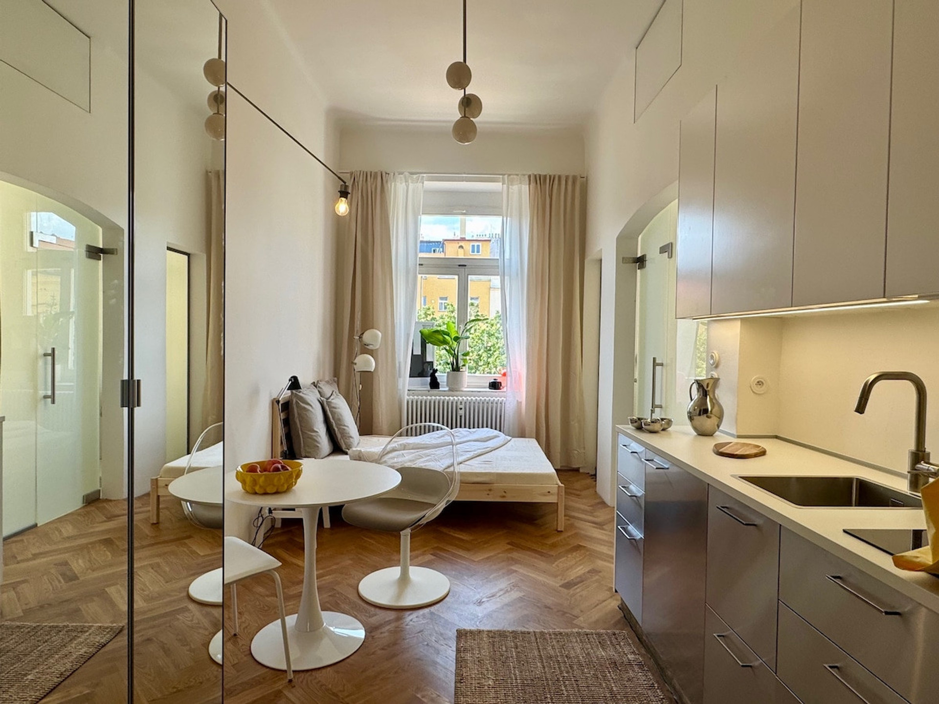 Bedroom image 1