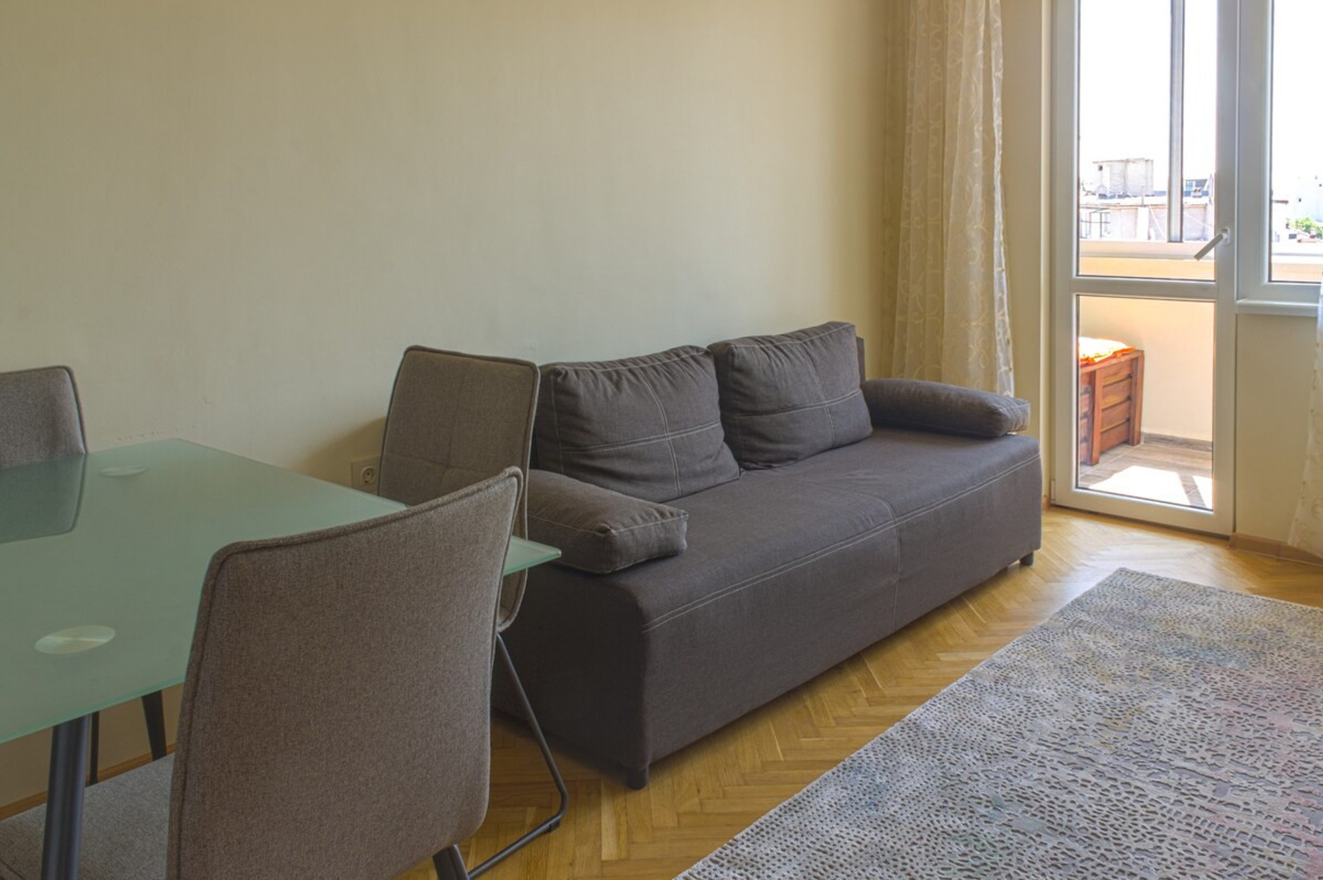 Cozy sofa bed for 2 additional guests
