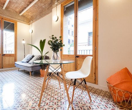 STYLISH STUDIO IN THE HEART OF BARCELONETA