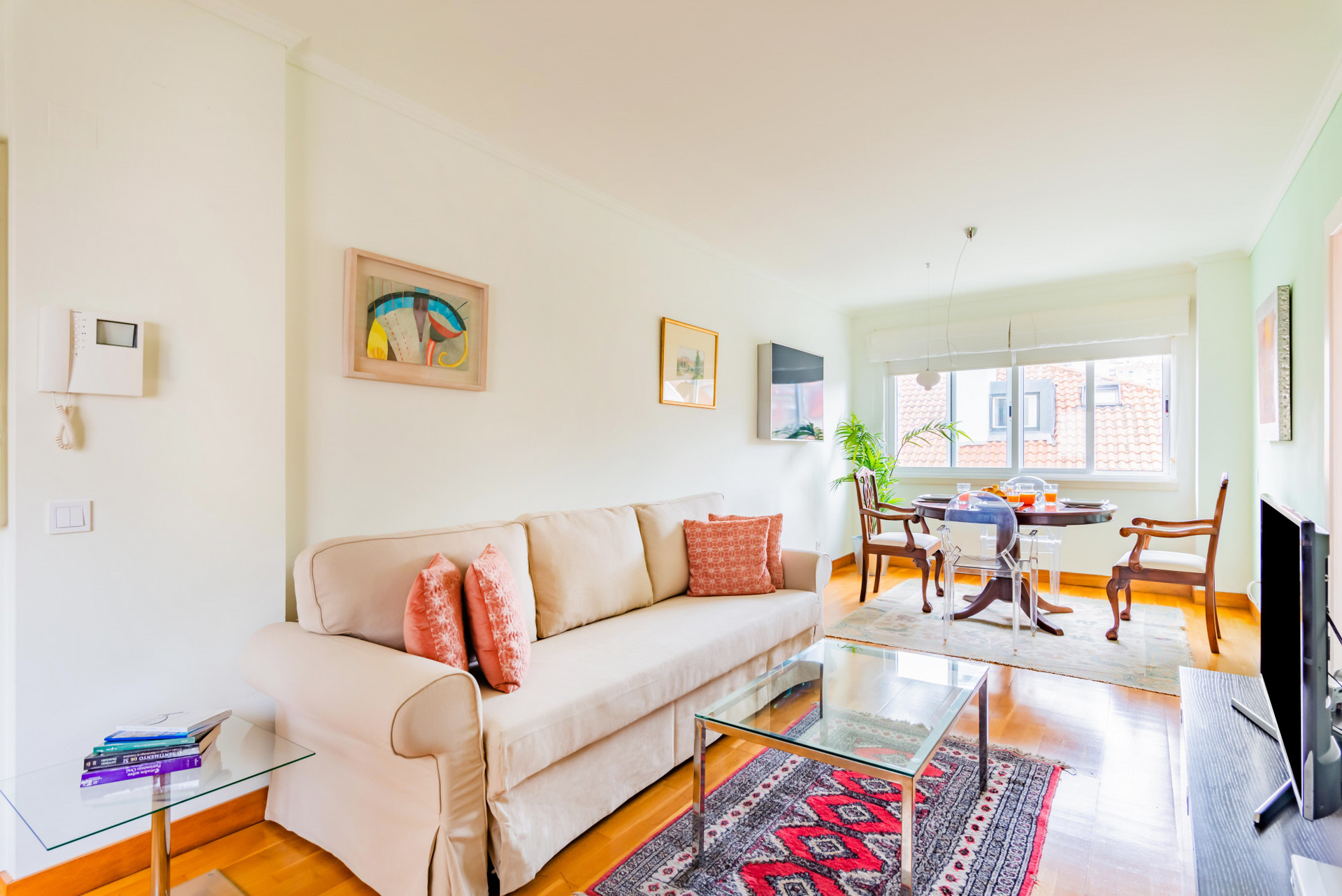 Living and Dining Area with Air Conditioning and Sofa-Bed