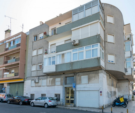 Tágides Plus - Sunny apartment with River view