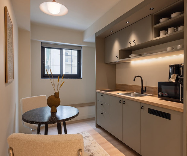 Corner Bay #7 | Leon by ZOIA Living