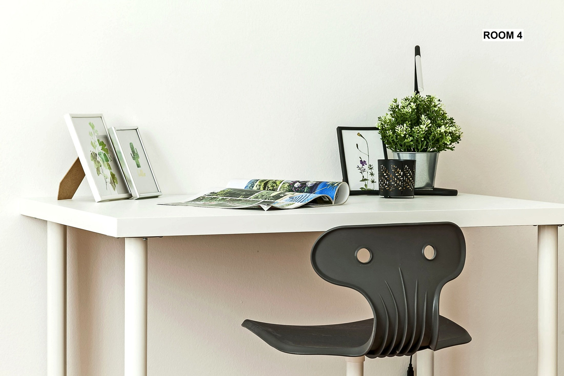 Dedicated work desk and chair, ideal for remote work, study or internships.