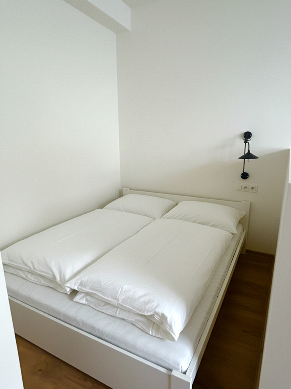 Minimalist Design Studio preview